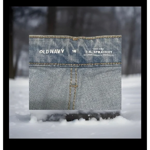 Women's Old Navy Light Blue Distressed Straight Leg Jeans Size 16 - Picture 5 of 6